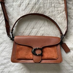 Tabby Leather Shoulder Bag 26 in Saddle